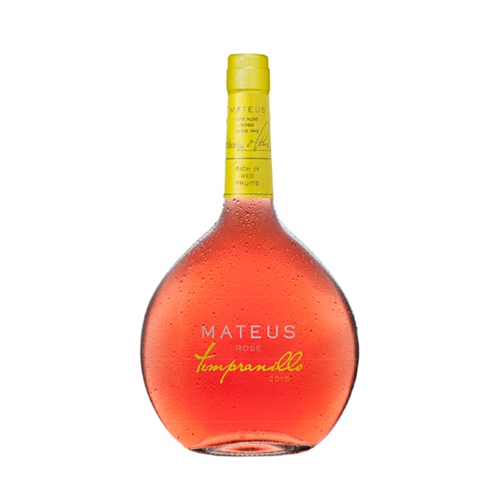 Розовое полусухое португалия. Вино "Mateus" Rose. Вино розовое полусухое Португалия Mateus. Вино Mateus Rose розовое полусухое. Вино Матеуш белое.